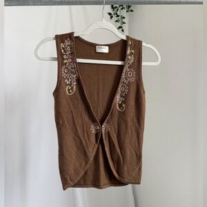 Vintage knit embroidered vest